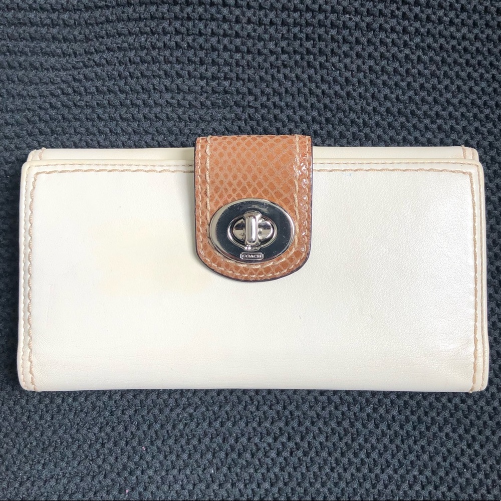 Coach Wallet EUC